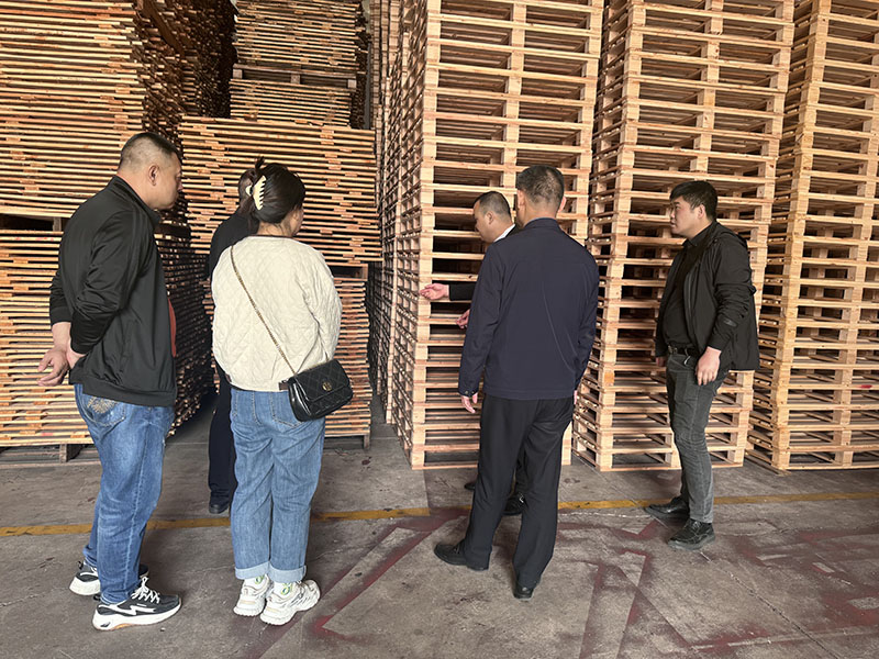 內蒙古 XX 物流有限公司(張經理、王工程師)? 內蒙古 XX 物流有限公司(張經理、王工程師)?