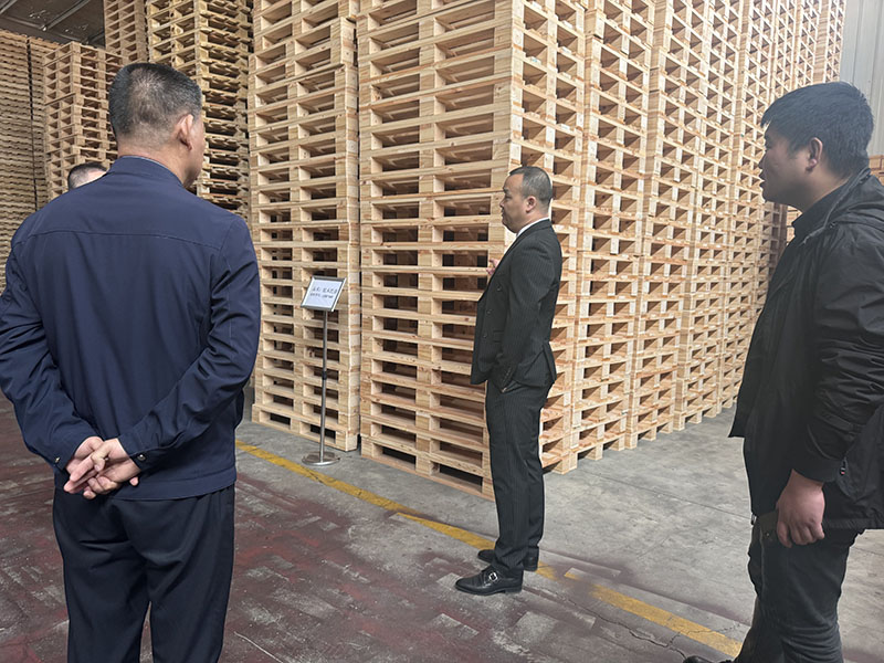 內蒙古 XX 物流有限公司(張經理、王工程師)? 內蒙古 XX 物流有限公司(張經理、王工程師)?