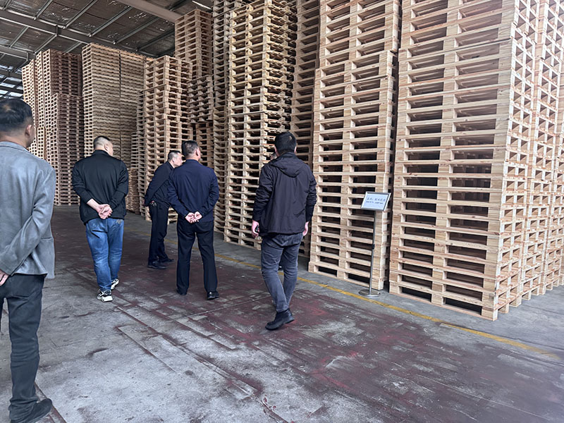 內蒙古 XX 物流有限公司(張經理、王工程師)? 內蒙古 XX 物流有限公司(張經理、王工程師)?